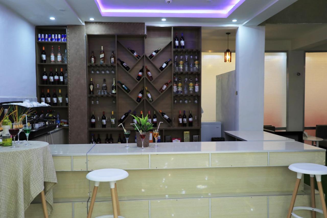 Riverland Hotel 바히르 다르 외부 사진